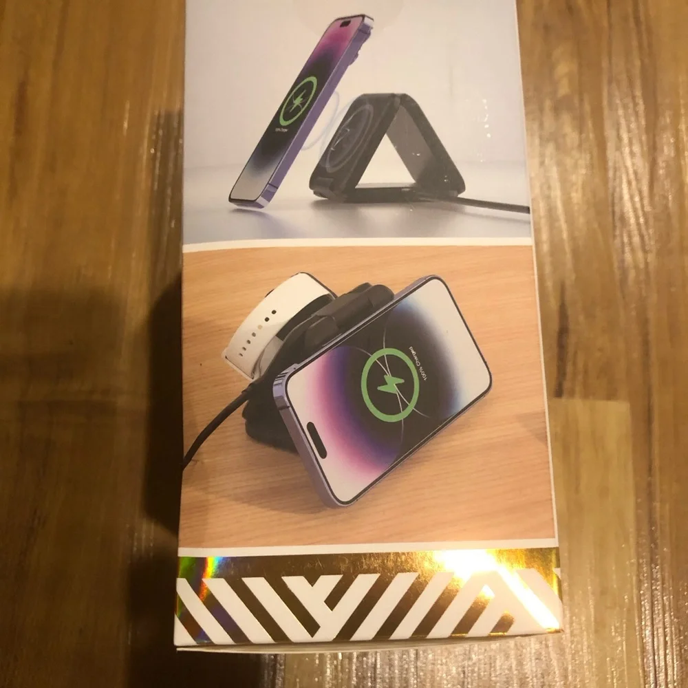 Black 3-in-1 Magnetic Foldable Wireless Charger